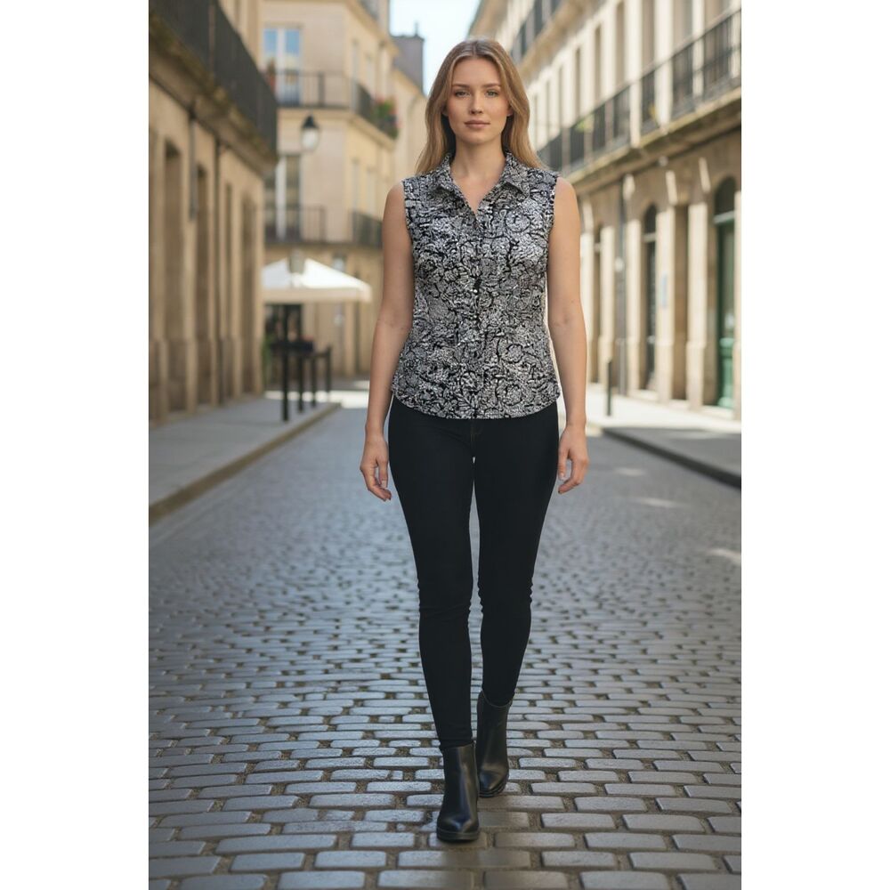 ICE Boutique Brand Black and White Glitter Button Front Sleeveless Top Lined M